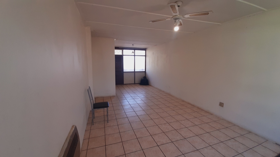 1 Bedroom Property for Sale in Potchefstroom North West